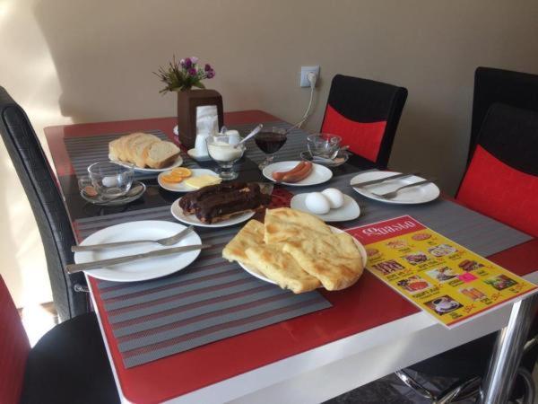 Hotel Dimasi كوتايسي المظهر الخارجي الصورة