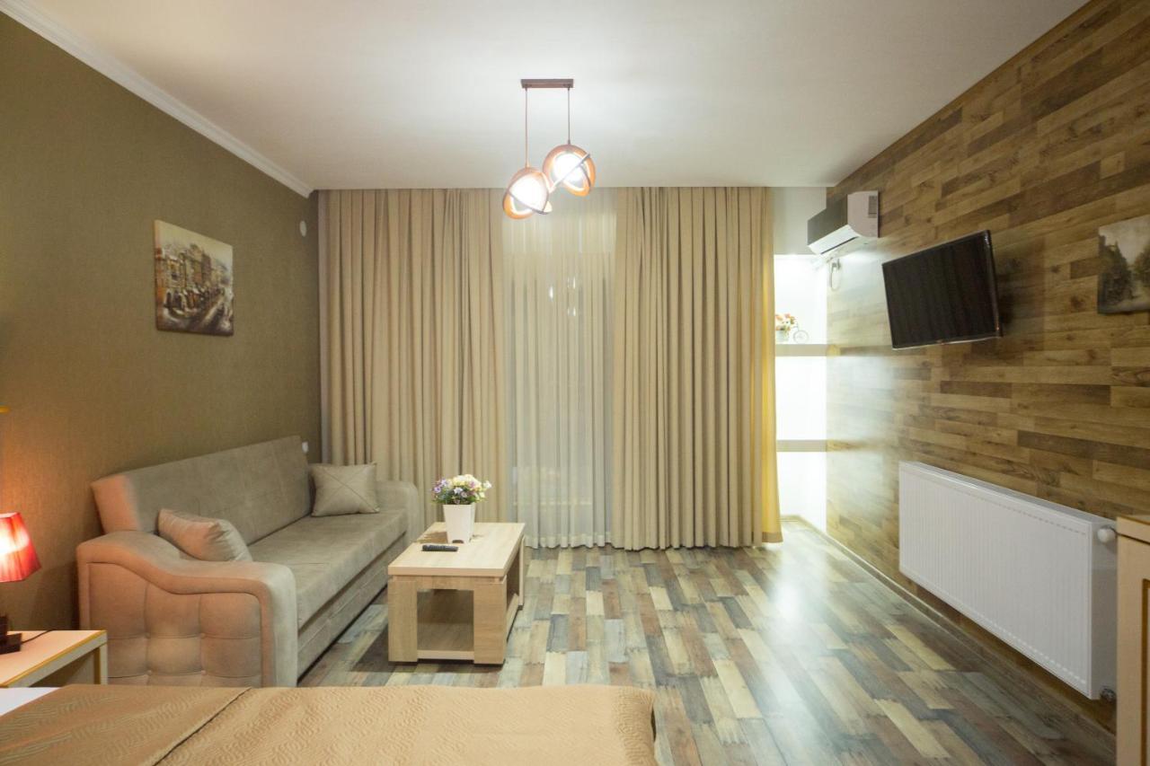 Hotel Dimasi كوتايسي المظهر الخارجي الصورة