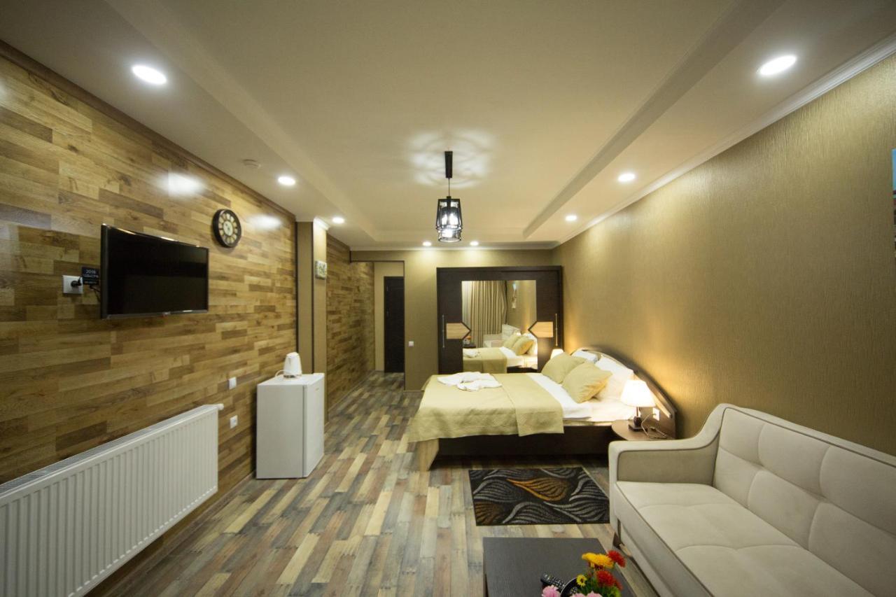 Hotel Dimasi كوتايسي المظهر الخارجي الصورة