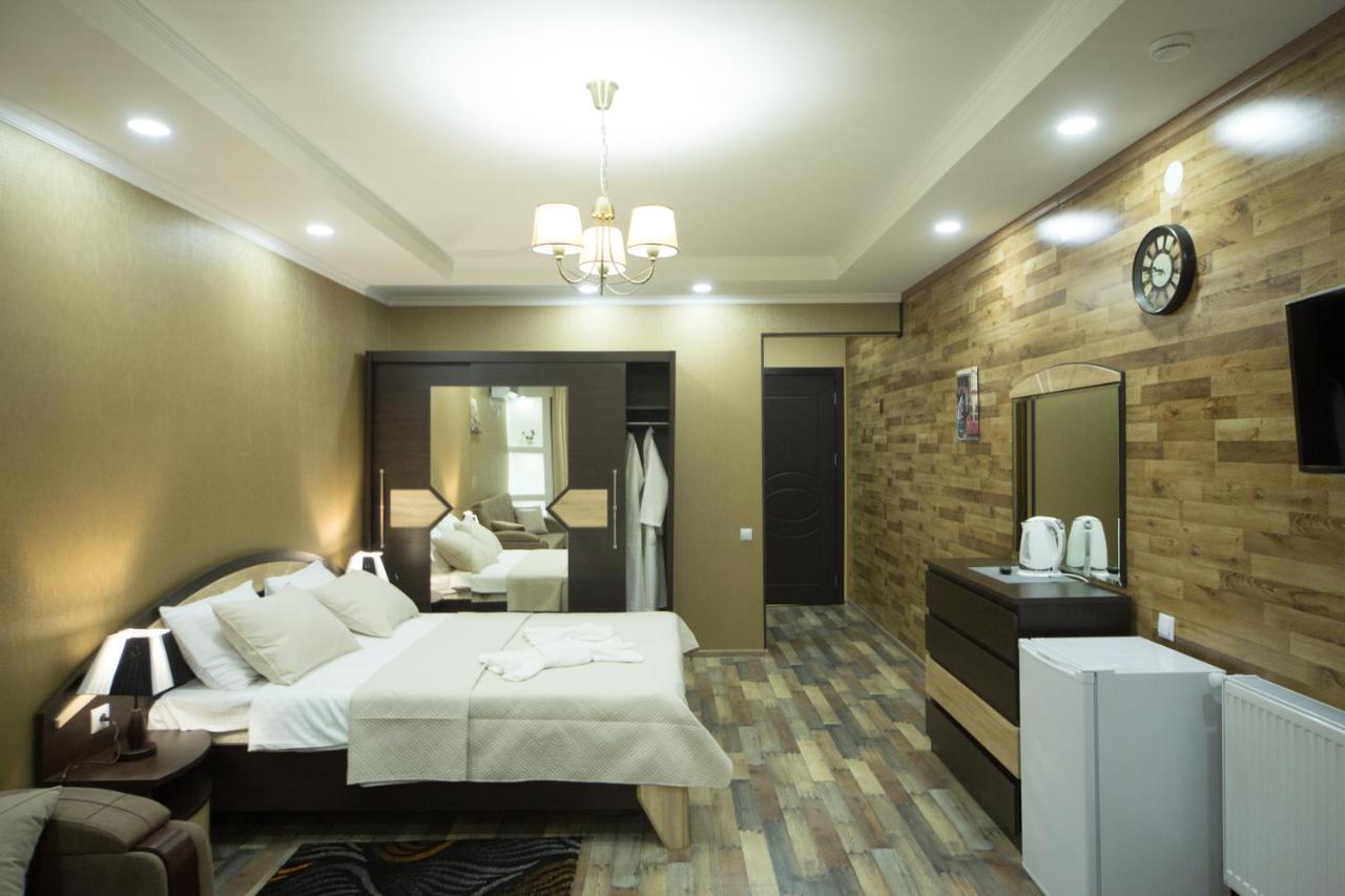 Hotel Dimasi كوتايسي المظهر الخارجي الصورة